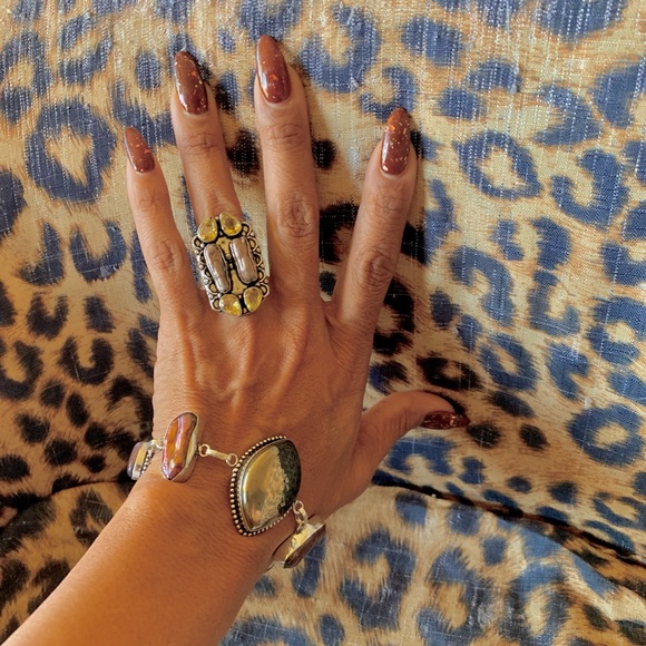 Ornate Silver Vintage Ring and bracelet - Picture 10 of 14